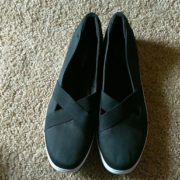 grasshopper shoes suede price